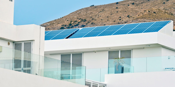 Comprar / Vender Pisos y Plantas Bajas en Santa Cruz de La Palma · con Placas Solares