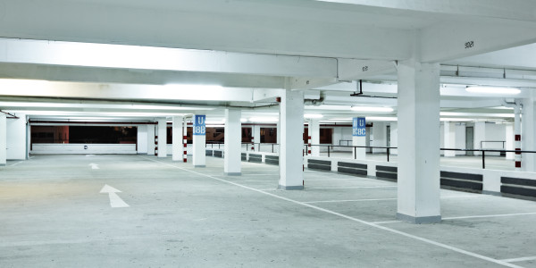 Comprar / Vender Pisos y Plantas Bajas en Santa Cruz de La Palma · con Garaje / Parking